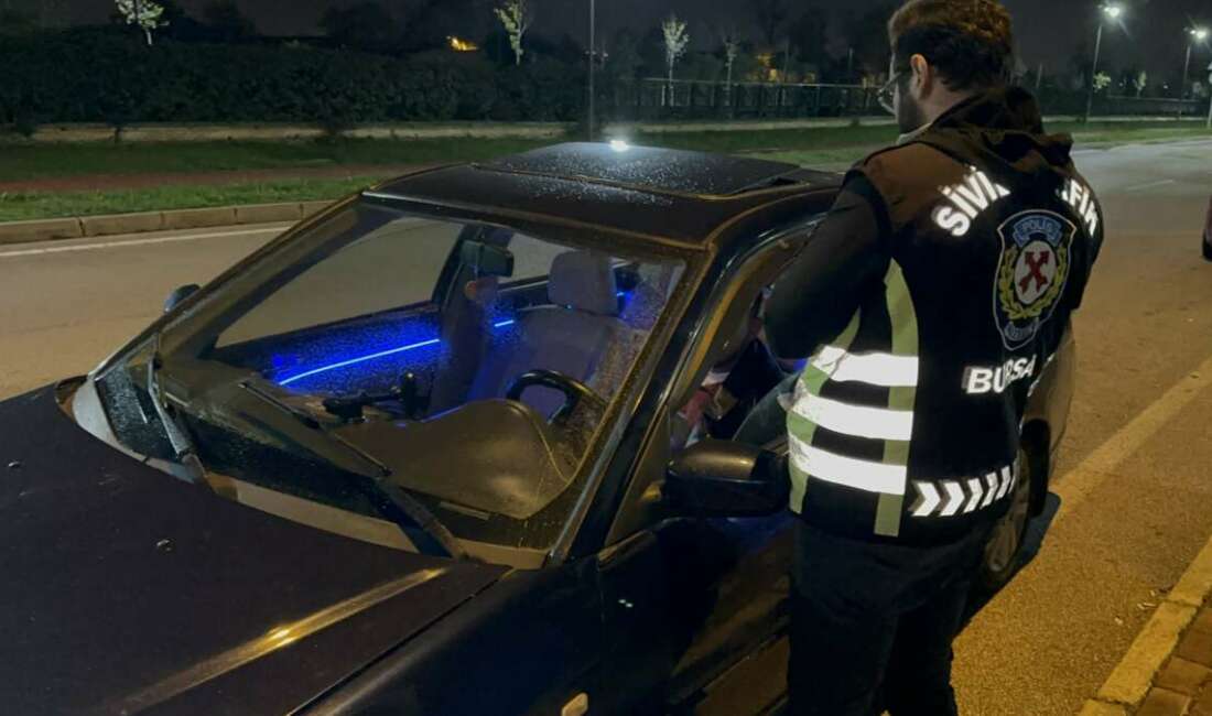 Bursa’da sivil trafik ekiplerinden gece denetimi Bursa'da sivil trafik ekipleri,