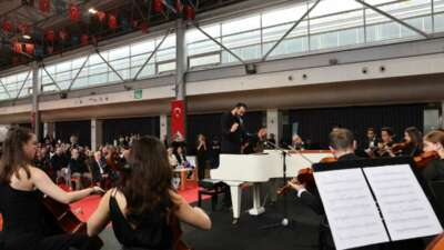 Bursa’yı yalnızca fiziksel yatırımlarla değil;