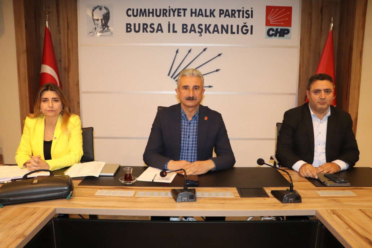 CHP Bursa İl yönetiminde görev dağılımı yapıldı