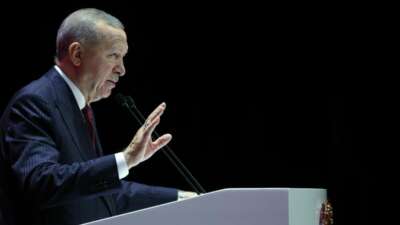 Cumhurbaşkanı Erdoğan’dan Özel’e tepki: “Her gün yargı mensuplarına hakaret ediyor”