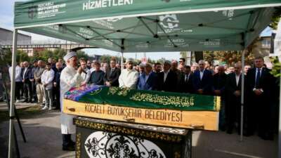 Kocaeli’nin Dilovası ilçesinde parfüm dolum