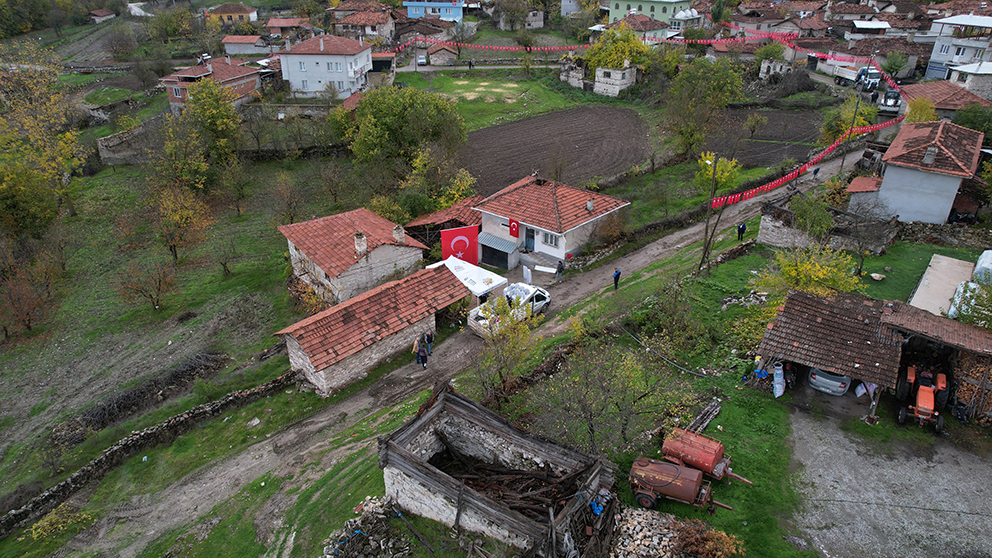 Düşen kargo uçağında çocukluk arkadaşları aynı gün şehit oldu