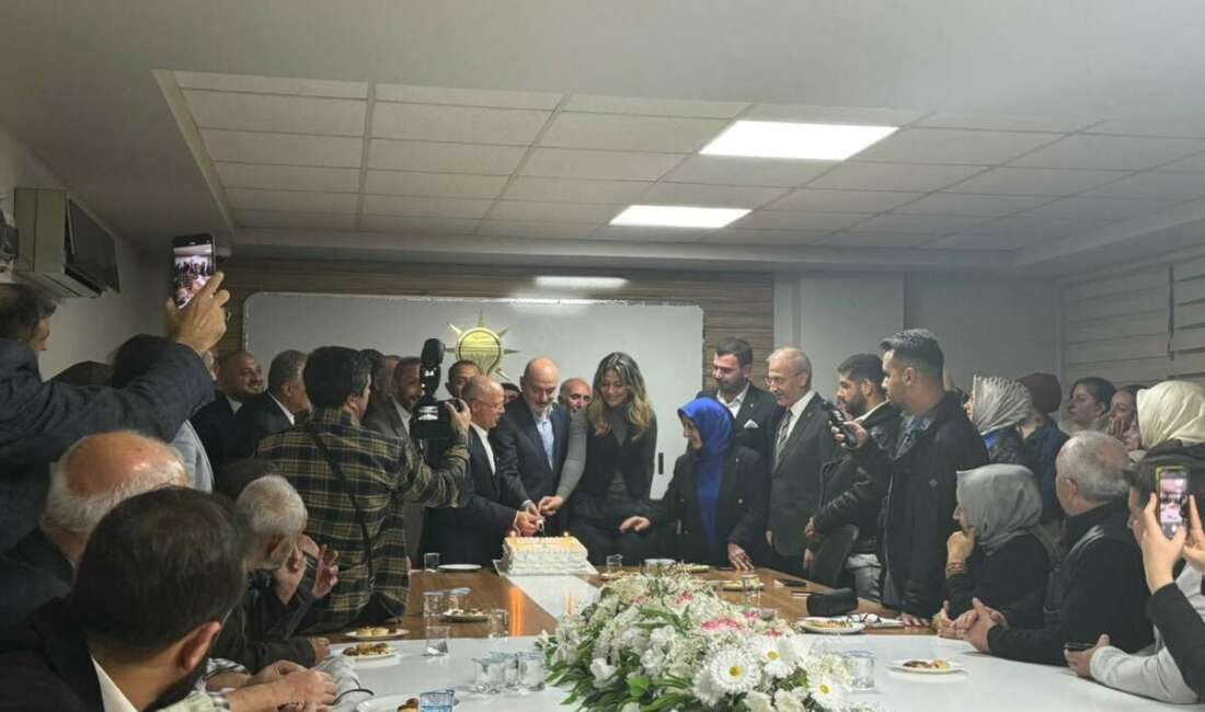 Bursa'nın Gemlik ilçesinde AK