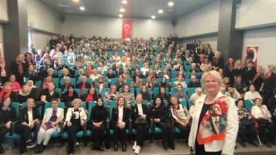 Nilüfer Belediyesi’nin 10 Kasım Atatürk’ü