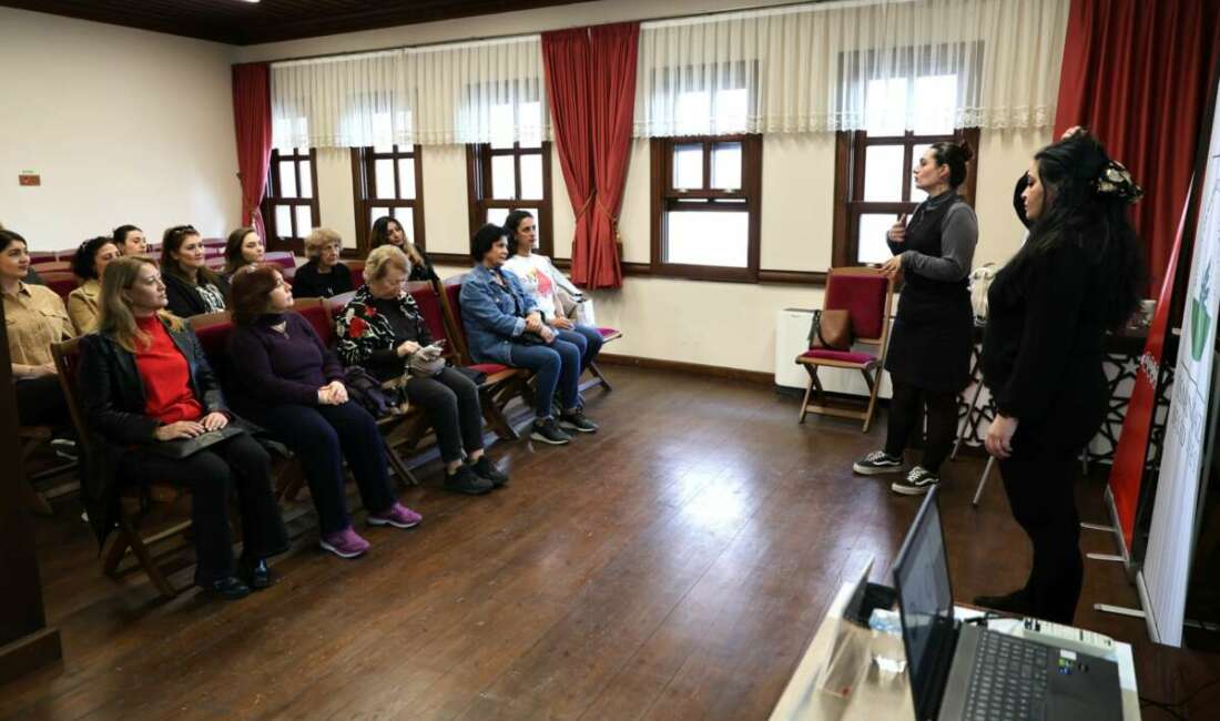 Kadınlar şiddetin türlerini Osmangazi’de öğrendi Osmangazi Kent Konseyi Kadın