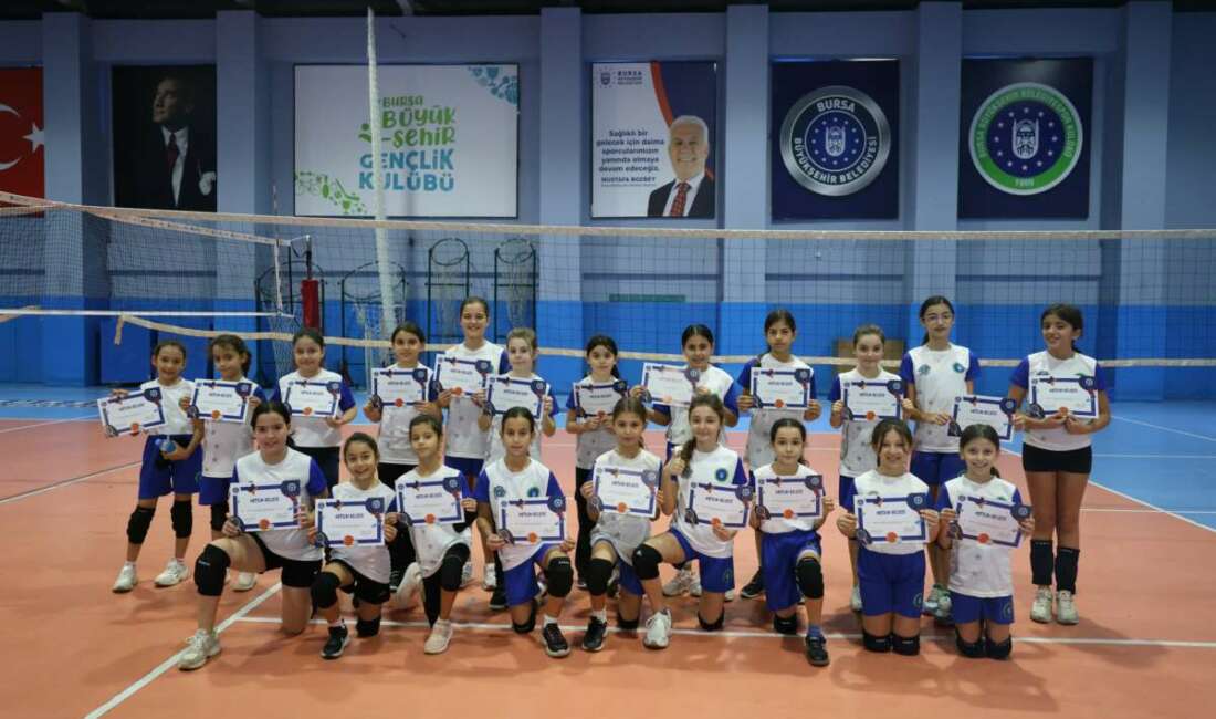 Kış spor okullarında sertifika heyecanı Bursa Büyükşehir Belediyesi’nin Kış Spor