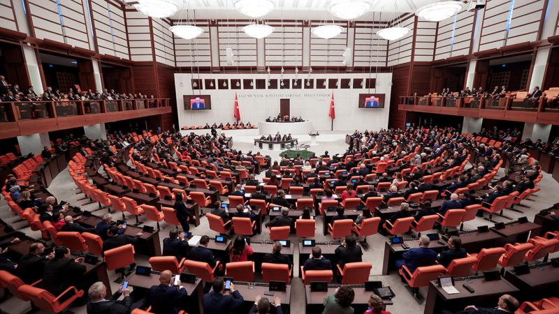 Meclis yoğun mesaisini hafta boyunca sürdürecek