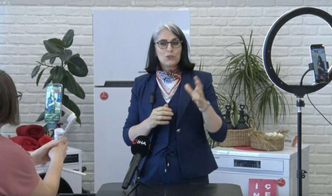 Müşterileri adına kredi çekti, şikayetler üzerine gözaltına alındı Bursa'nın İznik ilçesinde beyaz