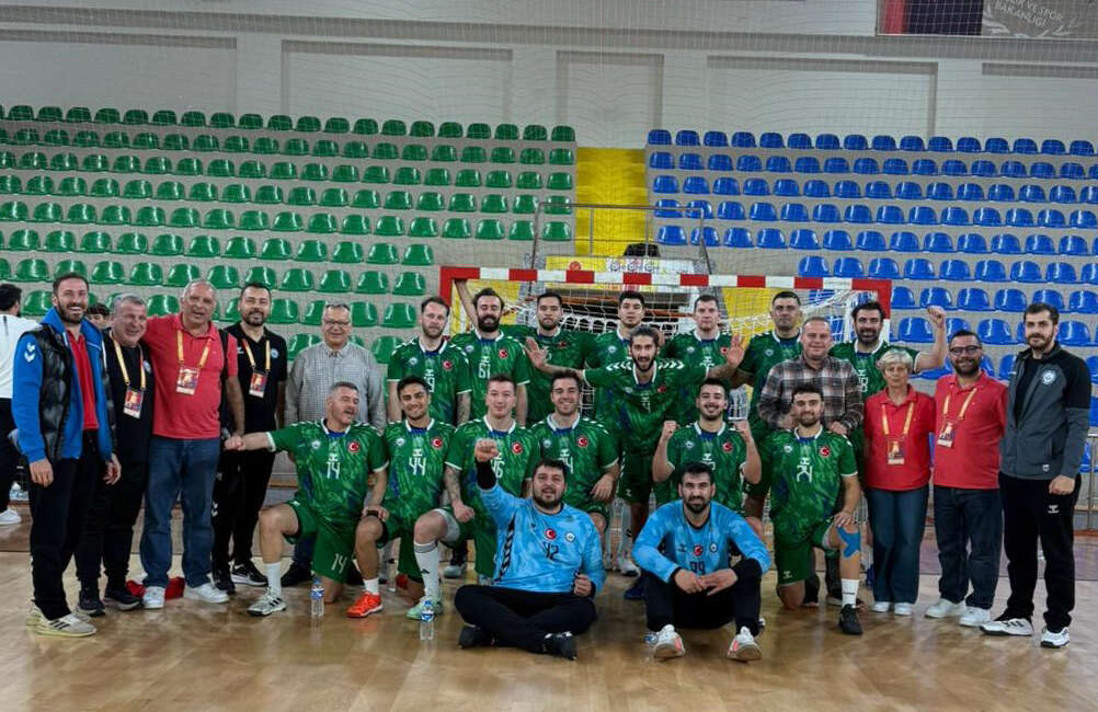 Nilüfer Belediyespor deplasmandan galibiyetle döndü Nilüfer Belediyespor, Ardventure Hentbol