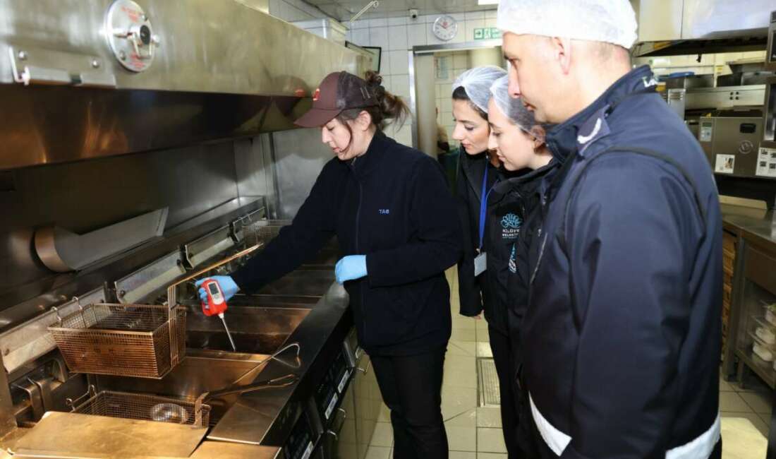 Nilüfer’de zincir restoranlara sıkı denetim Nilüfer Belediyesi, ilçe genelinde