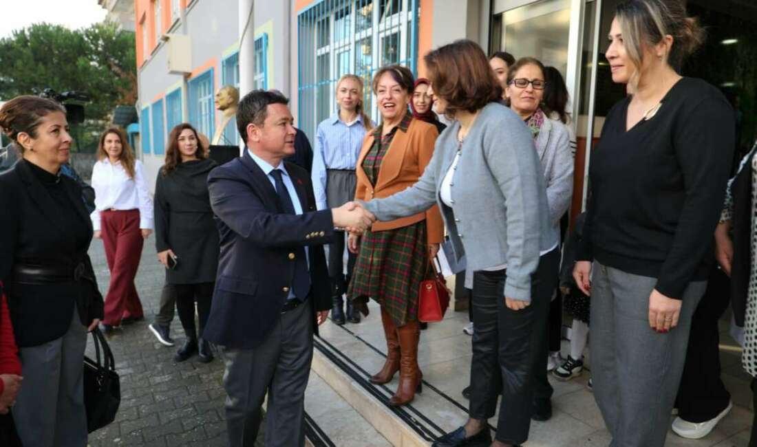 Başkan Erkan Aydın’dan öğretmenleri unutmadı Osmangazi Belediye Başkanı Erkan