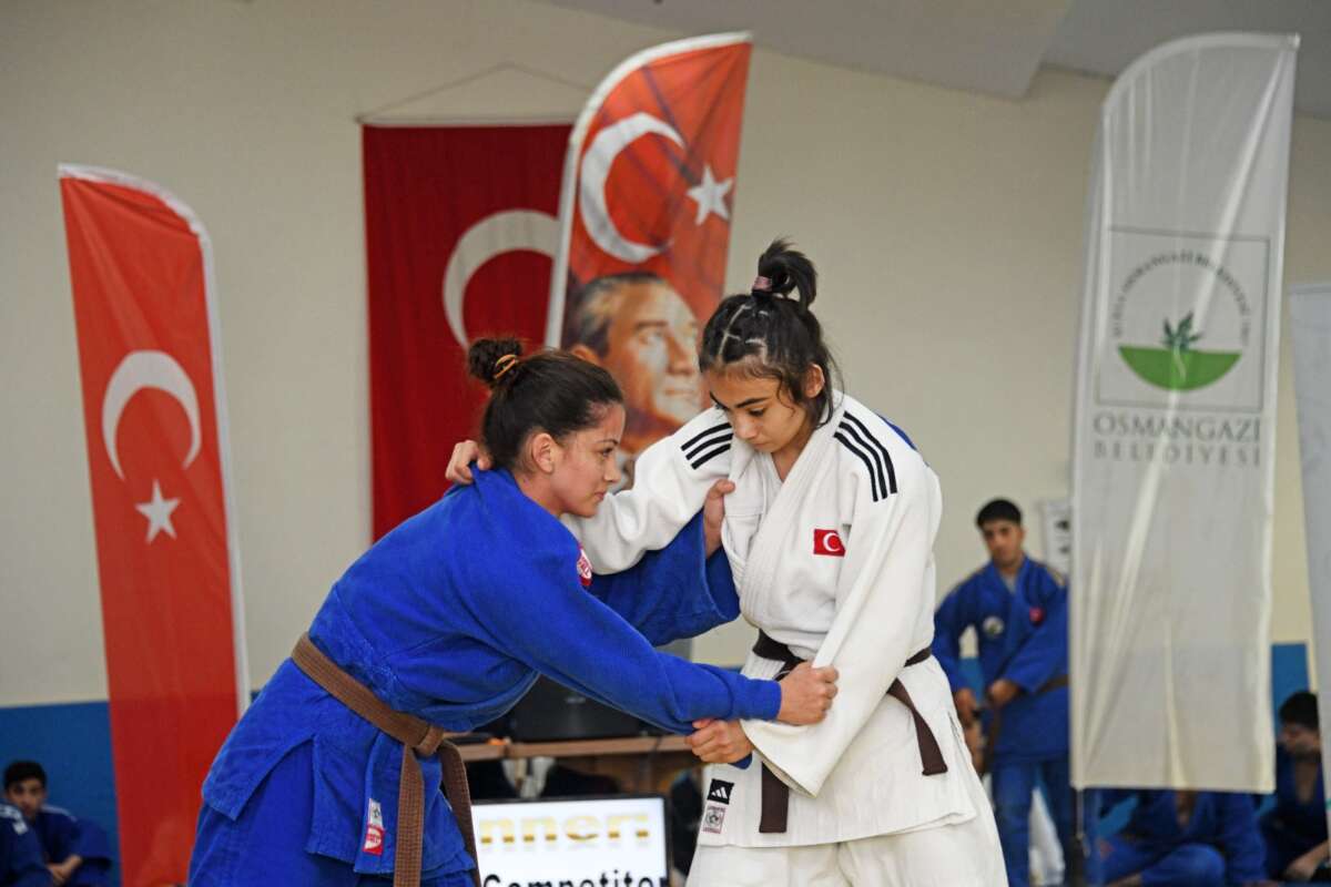 Osmangazili Judocular fark yarattı