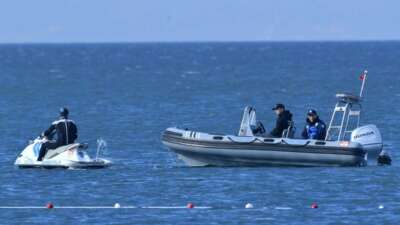 Papa 14. Leo ziyareti öncesi gölde güvenlik dalışı