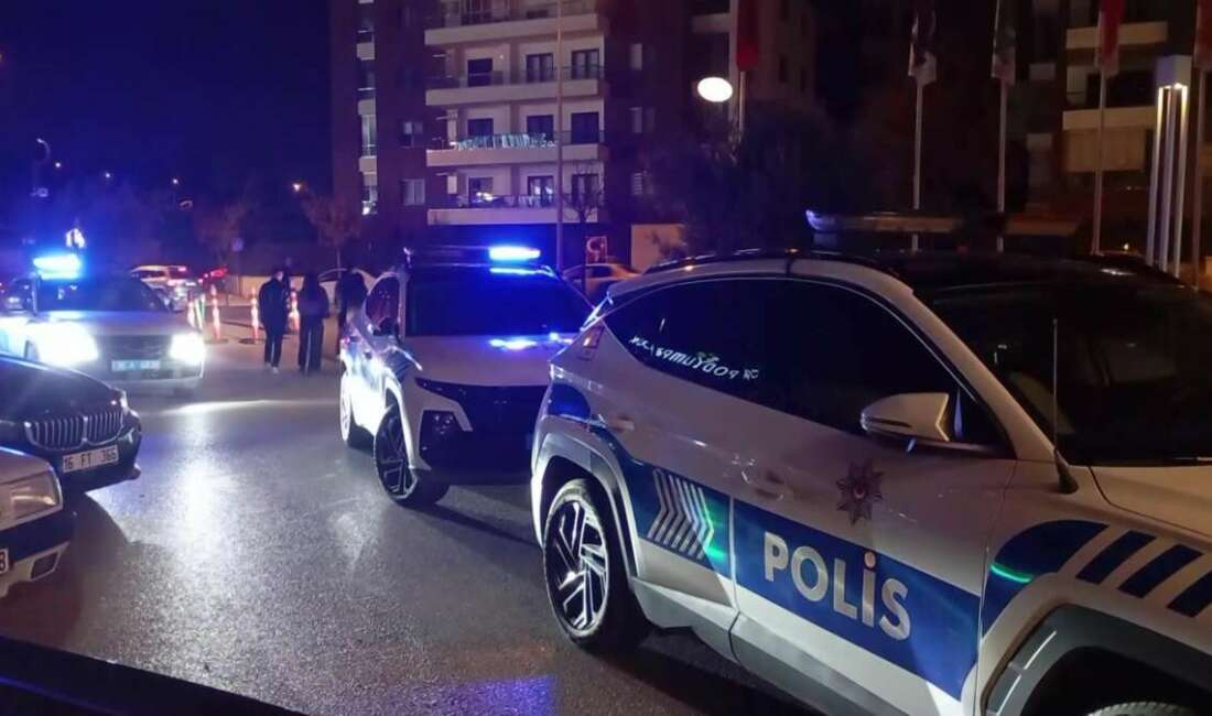 Silahını göstererek bekçileri tehdit etti Bursa'nın Nilüfer ilçesinde gece