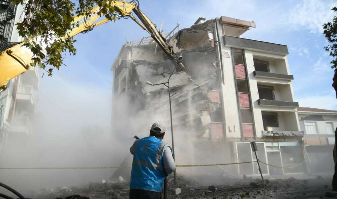 Sındırgı Afet Bölgesi ilan edildi: Şimdi ne olacak?