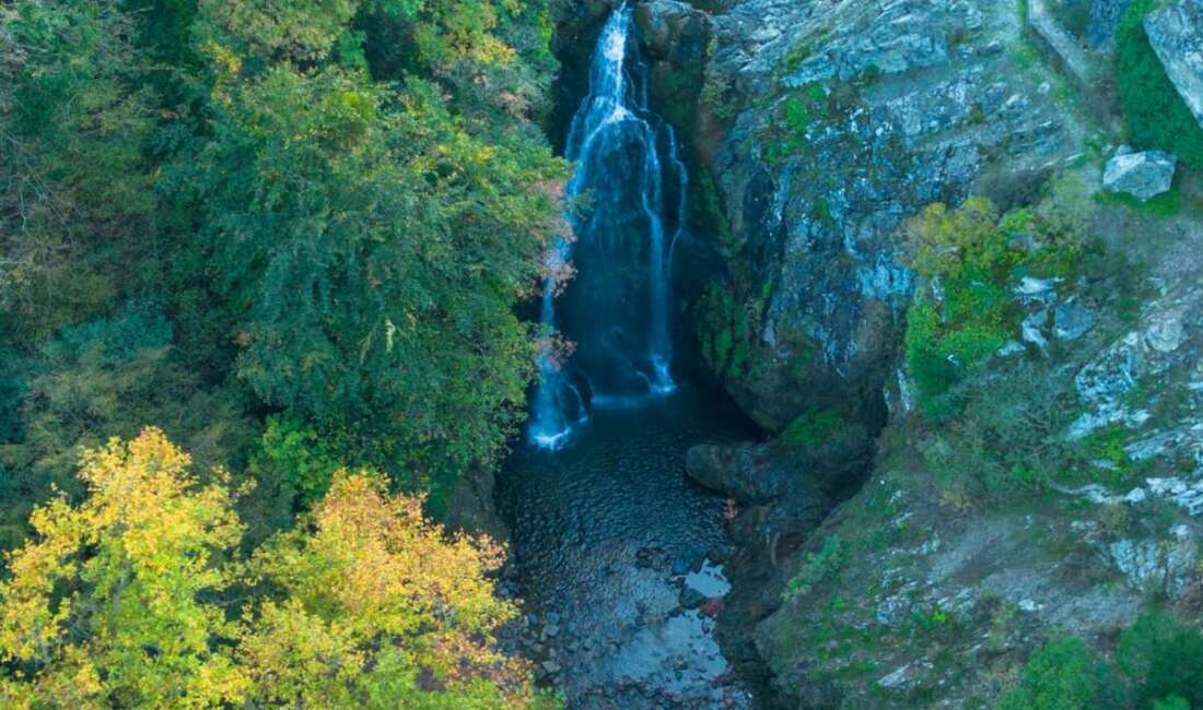 Sudüşen Şelalesi’nde sonbahar güzelliği Gemlik'e bağlı Haydariye köyünde