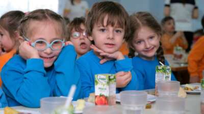 Yeşim Tekstil 37 yıldır binlerce anne ve çocuğuna destek sunuyor