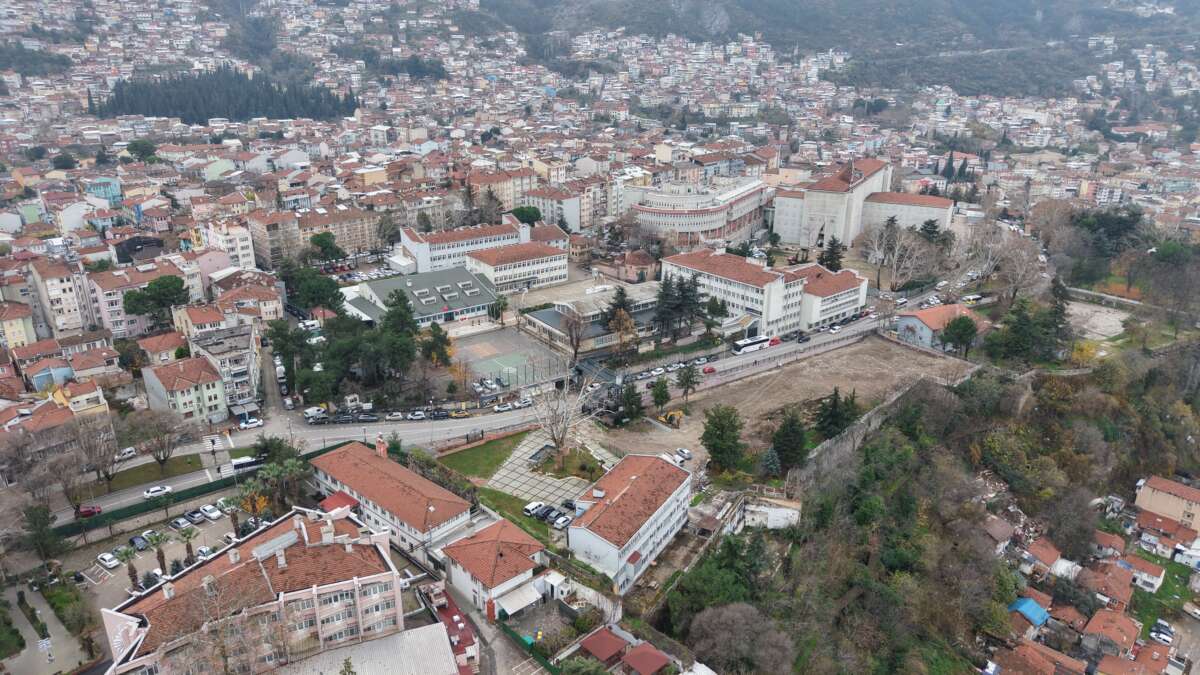 157 yıllık Tophane Meslek Lisesi yeniden inşa ediliyor
