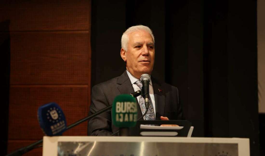 Başkan Bozbey’den Gençlere ‘Hayal Kurun’ Tavsiyesi Bursa Büyükşehir Belediyesi’nin düzenlediği