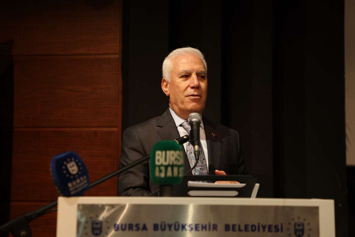 Başkan Bozbey’den Gençlere ‘Hayal Kurun’ Tavsiyesi