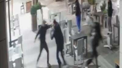 Bursa'nın Yıldırım ilçesinde baba-oğulun palayla