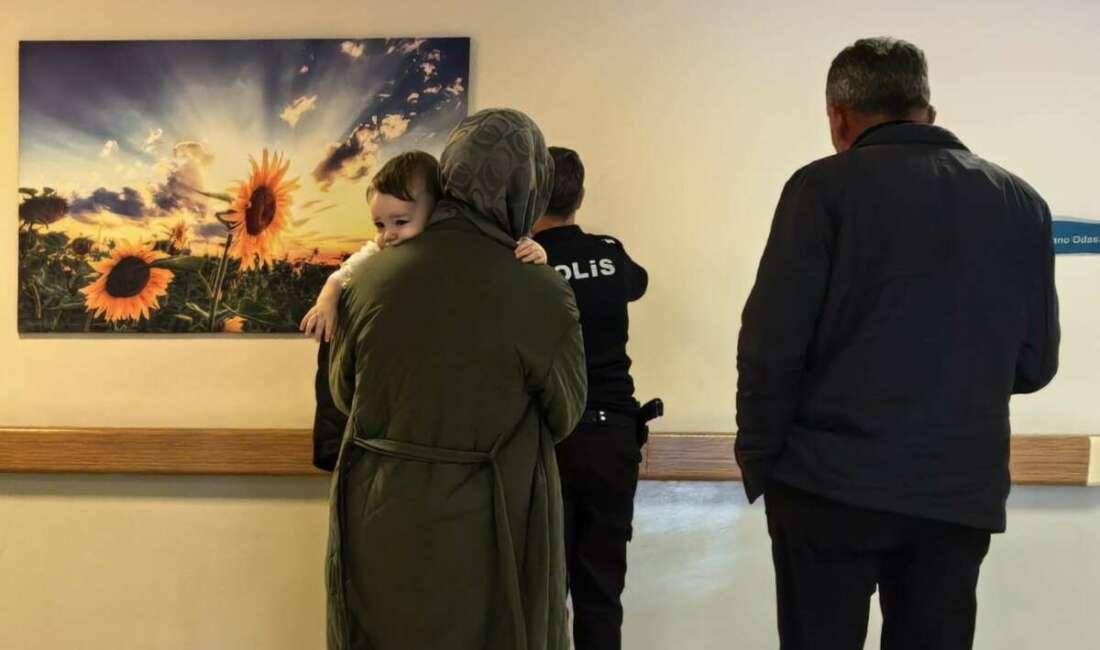 Bursa’da bebeğin akciğerine fıstık kaçtı Bursa'nın İnegöl ilçesinde ağzına