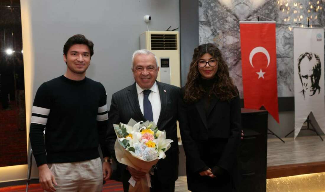 Üniversite öğrenci topluluklarıyla bir