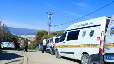 Bursa'da araç içerisinde fenalaşan 63