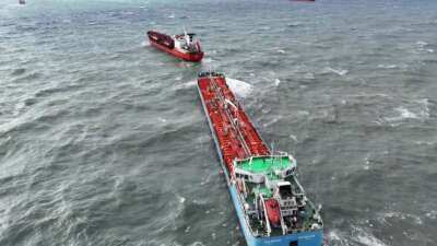 İstanbul'da Küçükçekmece Demir Sahasında, Azerbaycan