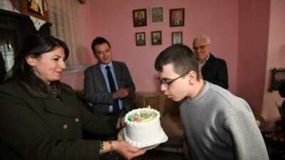 Topluma dokunan çalışmalarıyla gönüllerde iz