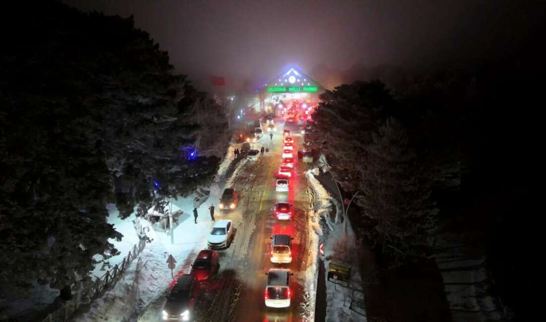 Uludağ’da jandarmadan sıkı denetim Kar yağışının ardından Uludağ’a