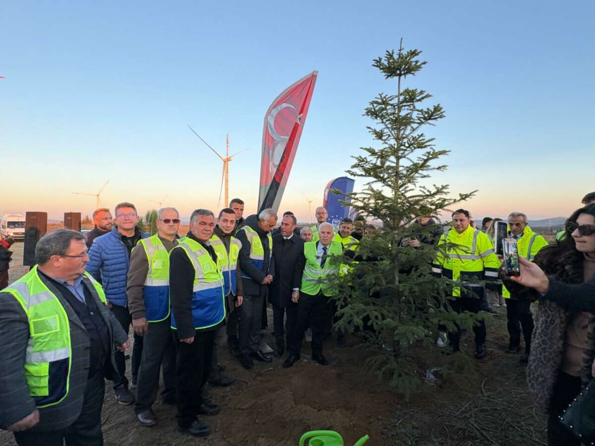 Bursa’ya nefes olacak 15 bin fidan toprakla buluştu