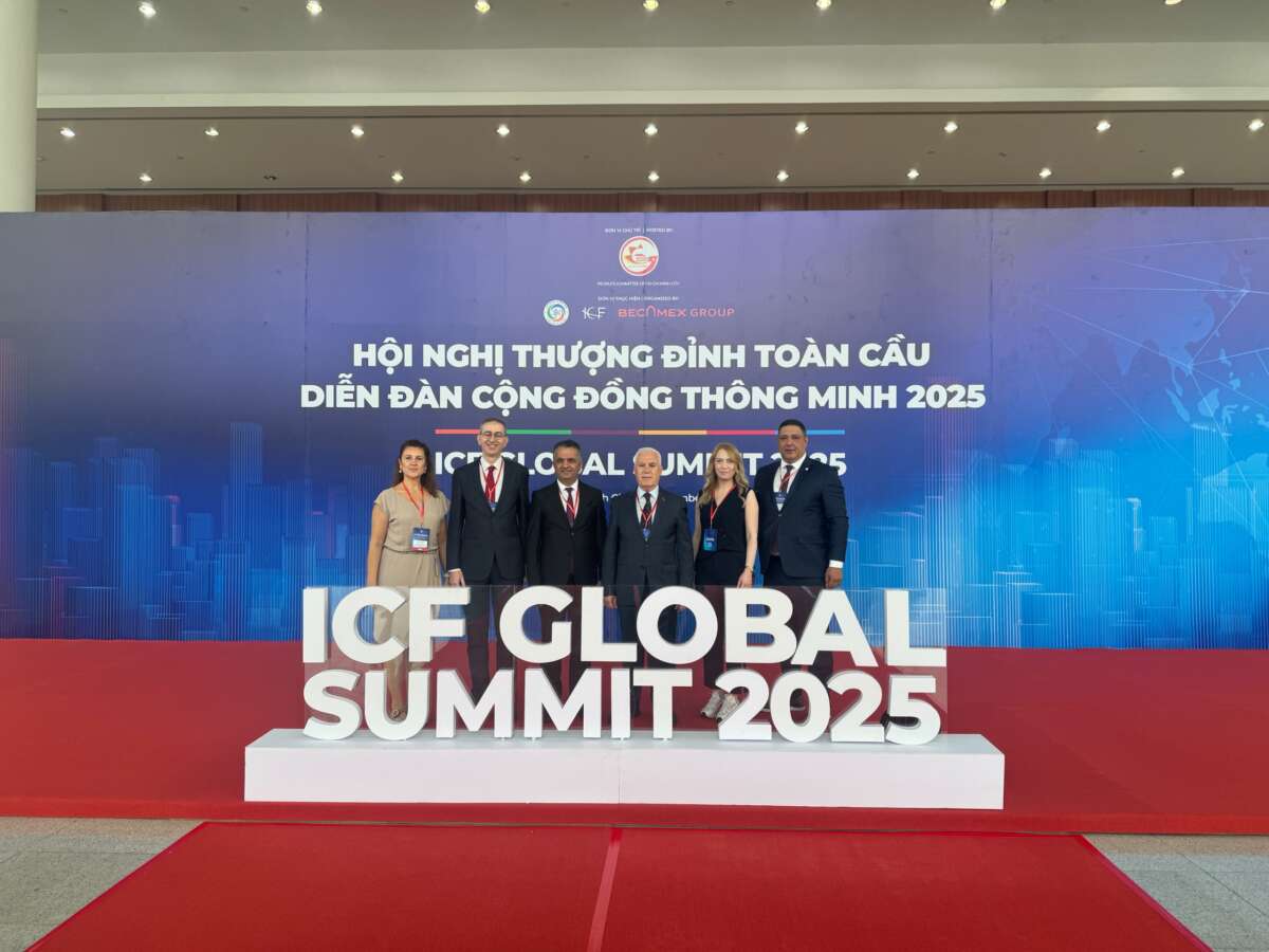 Bursa, akıllı şehir yolculuğunu dünyaya tanıttı