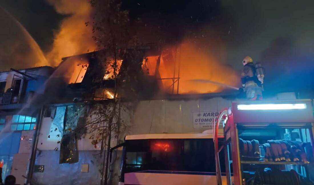 Bursa’da çıkan yangın 4 işletmede maddi hasara yol açtı Bursa’nın Osmangazi ilçesinde, otomotiv