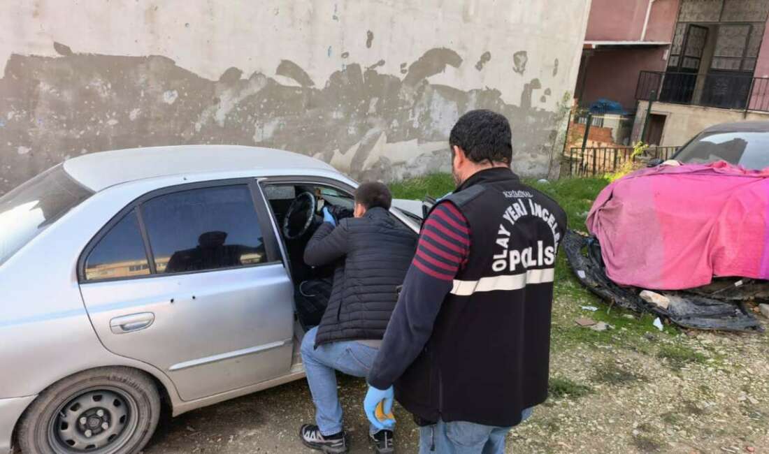Bursa’da emanet edilen araç kurşunlandı Bursa'nın İnegöl ilçesinde arkadaşına