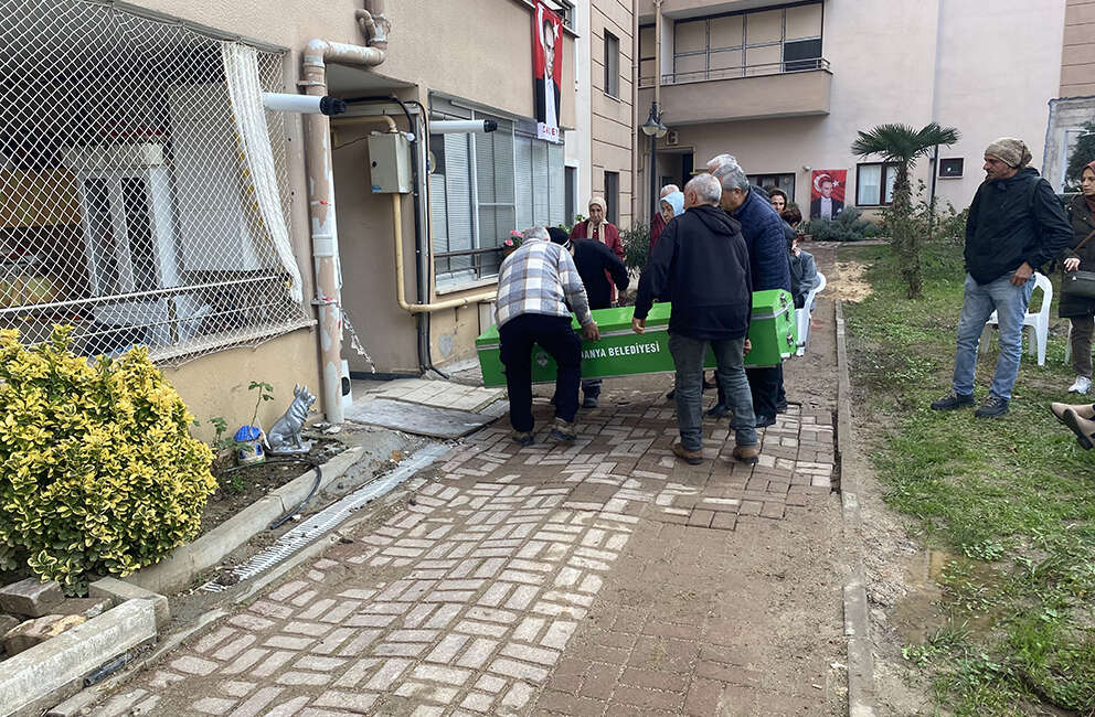 Bursa'nın Mudanya ilçesinde, evinde