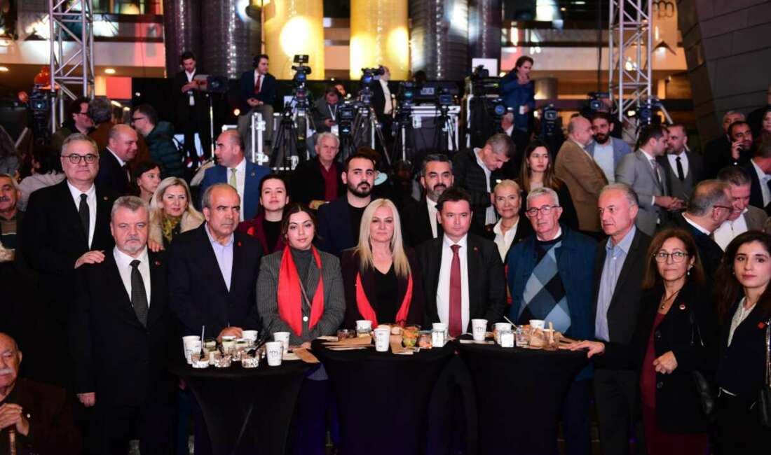 Bursa’nın fethinin 700’üncü yılı etkinlikleri görkemli törenle tanıtıldı Bursa'nın fethinin 700'üncü yılı