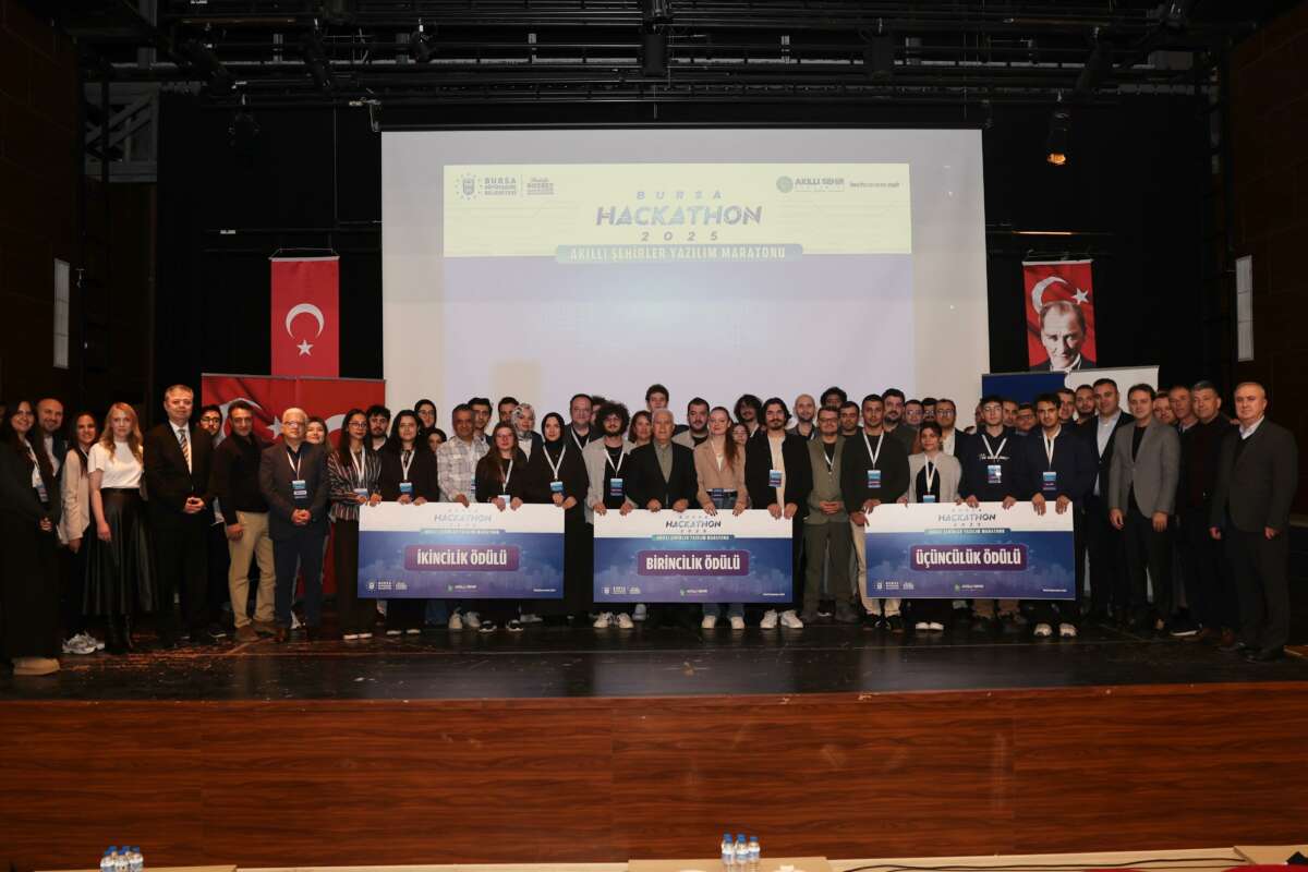 Bursa’nın akıllı geleceği Hackathon25’te kodlandı