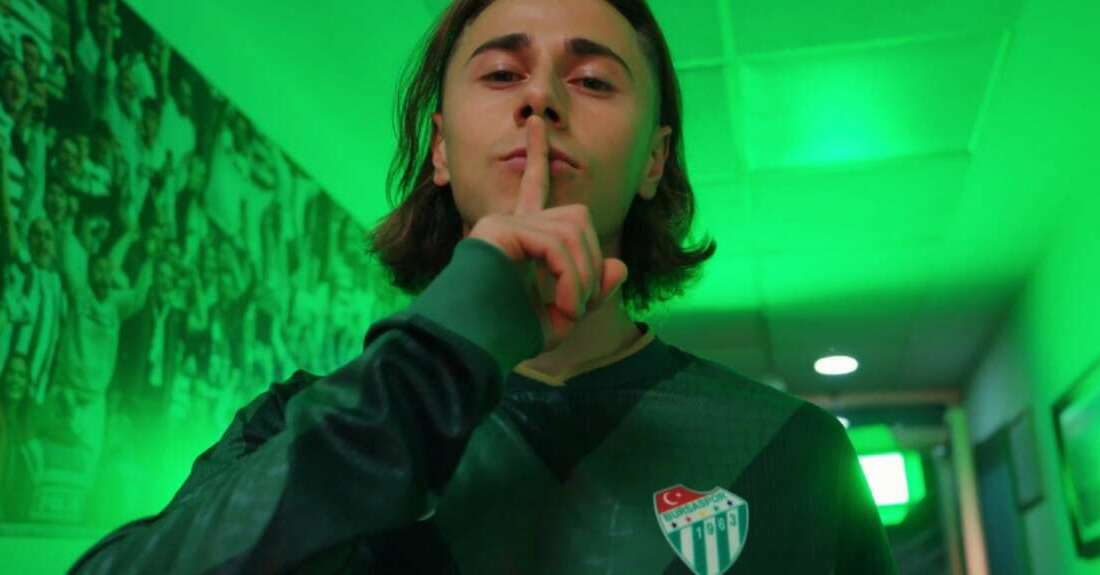 Bursaspor ara transferde 4. imzayı attı Ara transfer döneminde kadrosunu