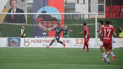 Bursaspor’da Penaltı Kurtaran Kerem sakatlandı