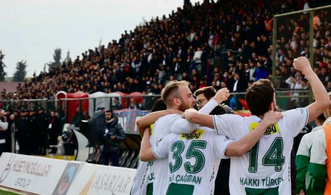 Nesine 2. Lig Kırmızı