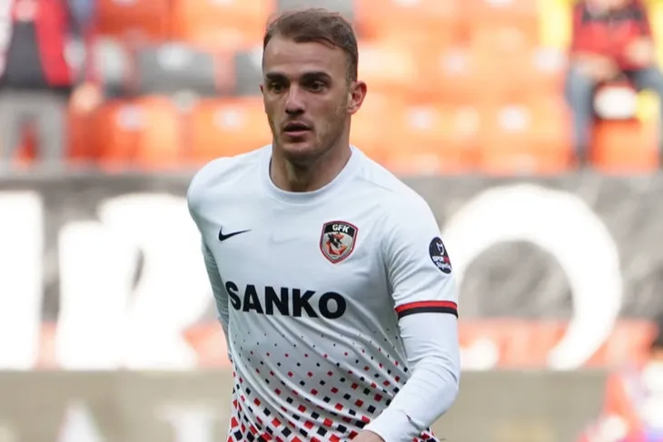 Ara transfer döneminde Halil