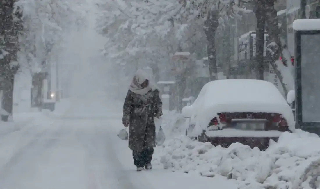 Bursa’ya sert kış uyarısı! Bazı ilçelerde sıcaklık -13’e düşecek Meteoroloji’nin son değerlendirmelerine göre