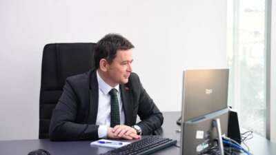 Osmangazi’de vatandaşlar taleplerini Başkan Erkan Aydın’a iletti