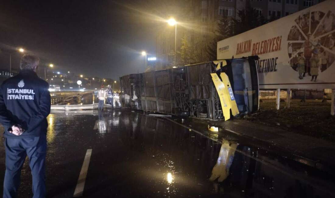 Çekmeköy’de kontrolden çıkan otobüs yan yattı Çekmeköy'de seyir halindeki özel