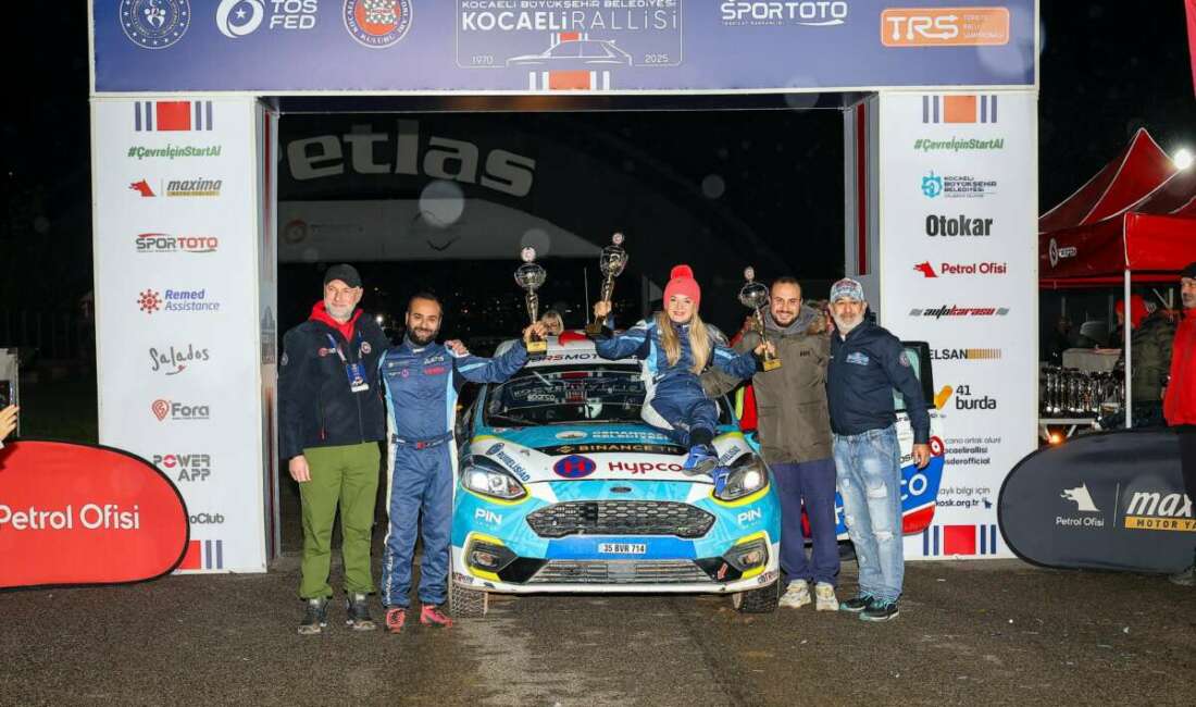 Geçen sene taklalar attığı yarışı, bu sene zirvede bitirdi Dünyanın ilk ve tek