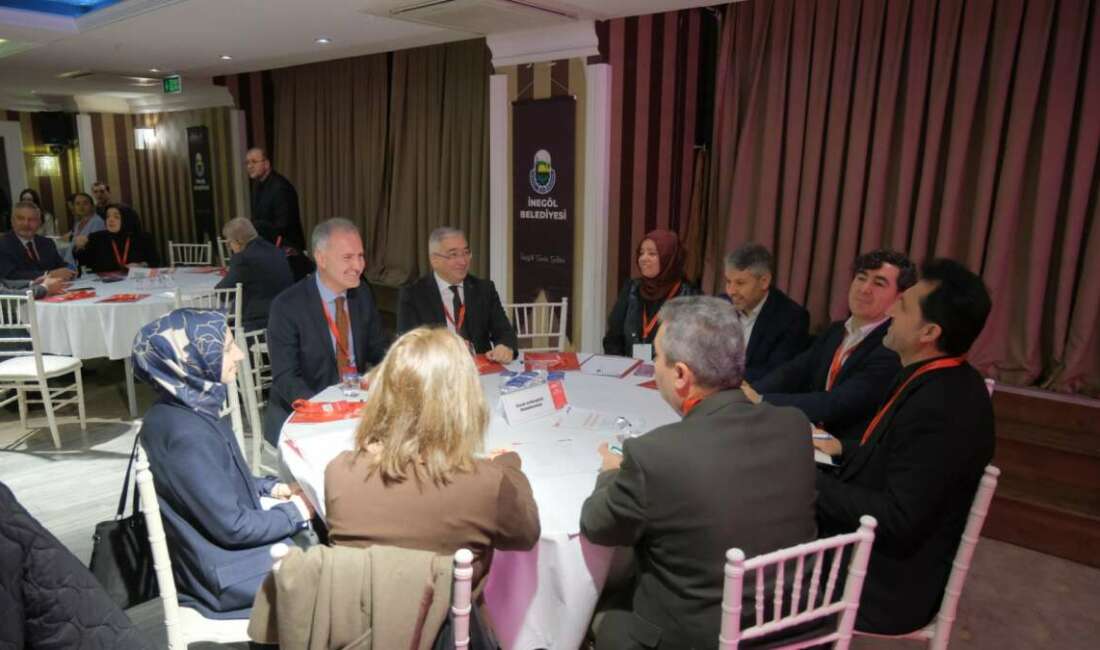 Güçlü aile ve güçlü toplumun yol haritası İnegöl’de çizildi İnegöl Belediyesi, tüm dünyanın