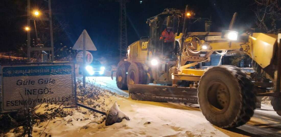 İnegöl’de dün başlayan kar