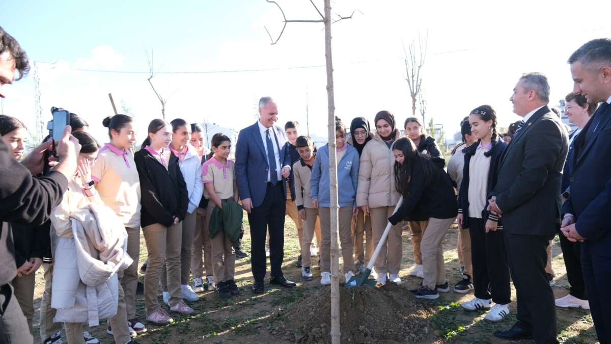 İnegöl’de 572 fidanlık koruluk Akhisar’a nefes oluyor