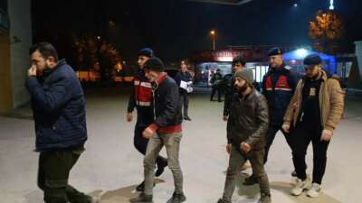 İnegöl’de 8 kaçak göçmen yakalandı